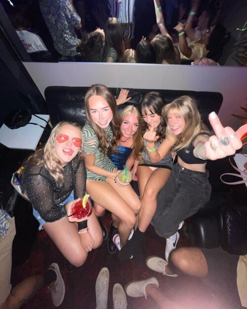 a3d2da1323d71aefc5d0e062b83727b9.jpg